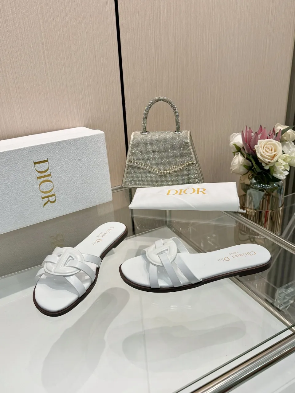 👟👟Ex-factory price 340👟👟 Dior new model, 9 colors available, cowhide fabric, code number 35-42, leather sole +40